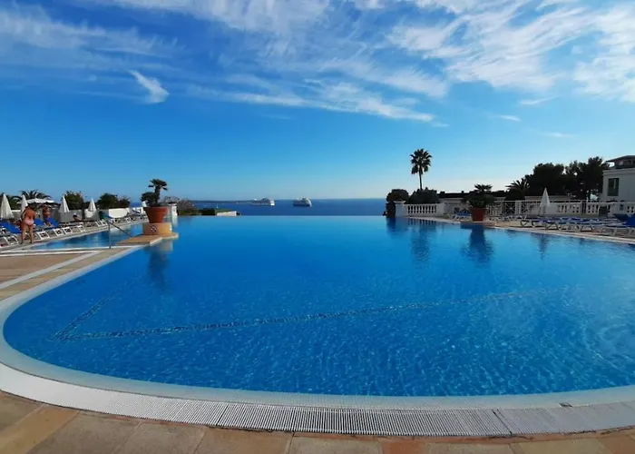 Cannes, Villa Francia